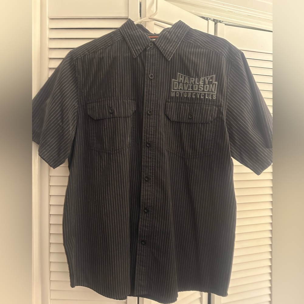 Harley Davidson Motor Clothes short sleeved pinstripe shirt medium